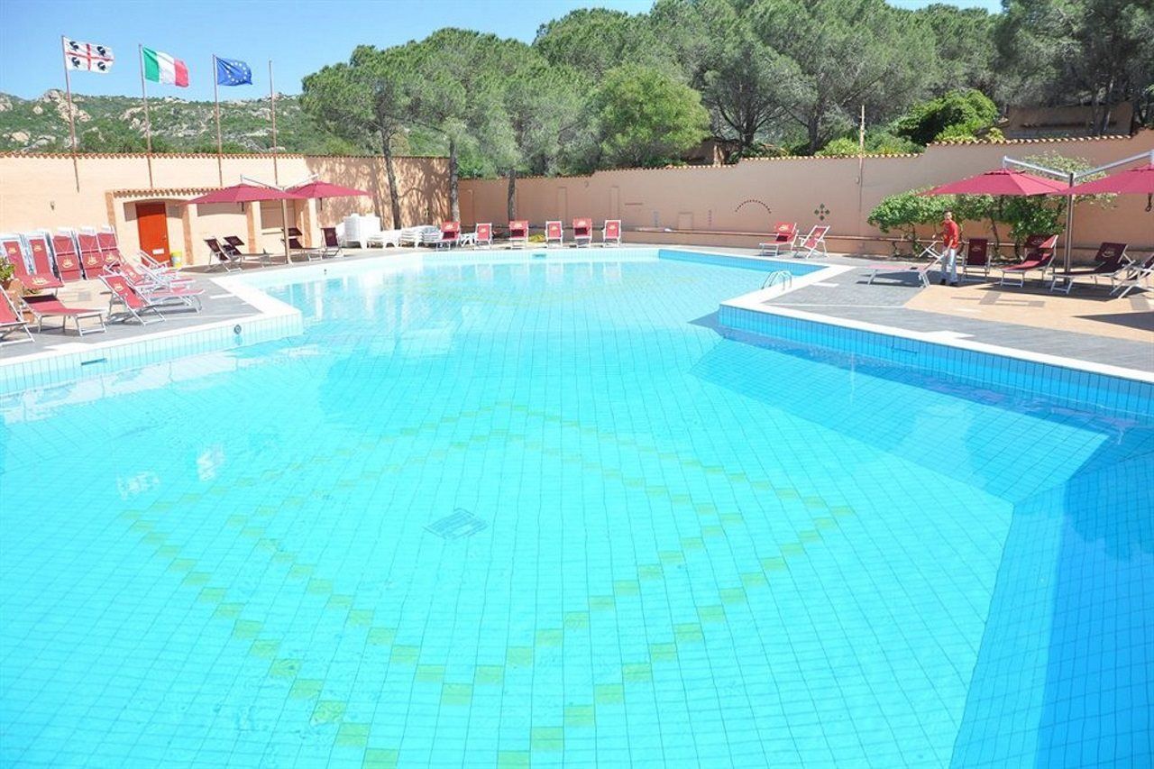Hotel Club Esse Cala Bitta Baja Sardinia Esterno foto